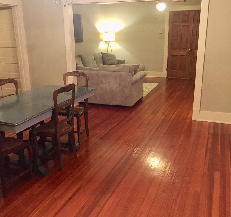 2nd image of 1805 Myrtle Walk