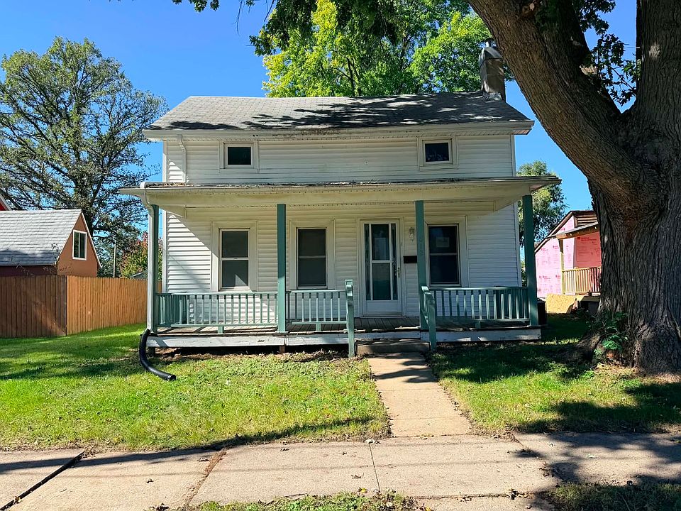 1st image of 812 N 1st St