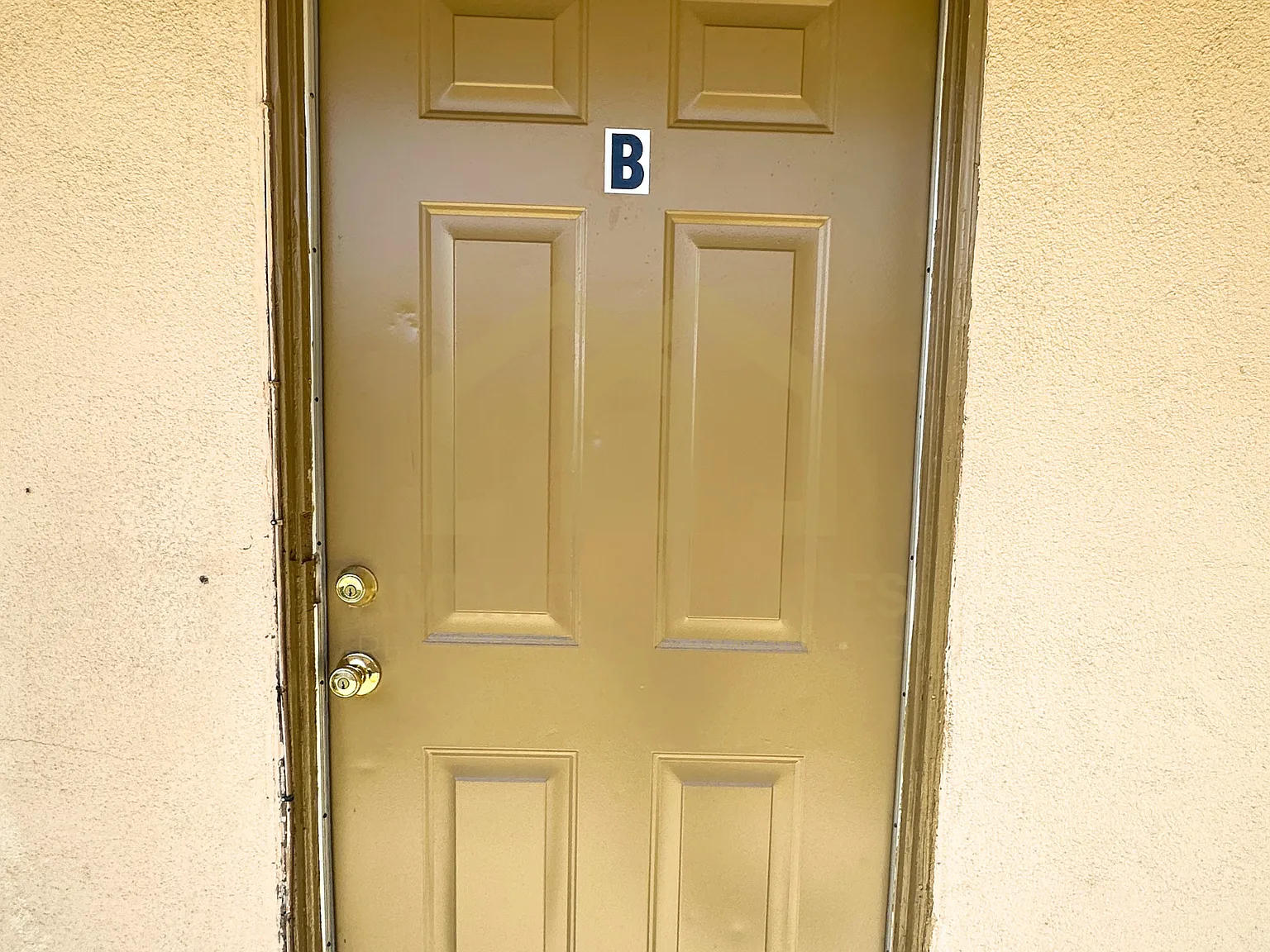 537 North S Street - B — Photo 1