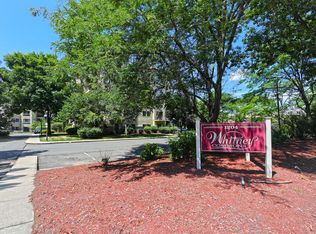 1204 Whitney Ave APT 416, Hamden, CT 06517