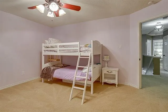 2309 Claremont Ct — Photo 22