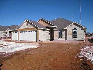 1st image of 3404 Marilyn Dr