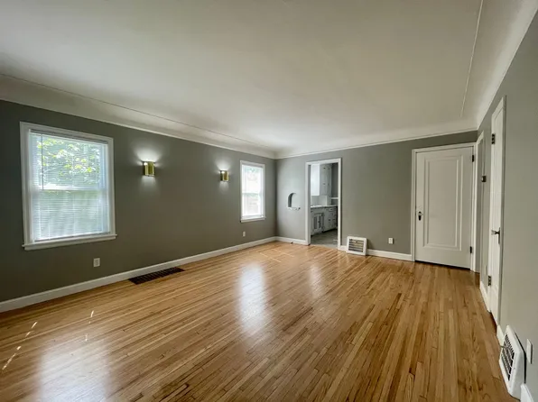 4355 Oliver Ave N, Minneapolis, MN 55412