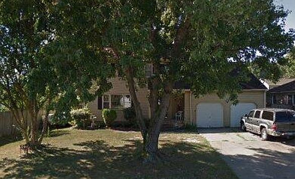 1st image of 216 Shannon Dr