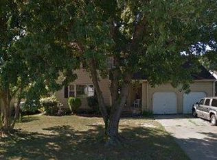 216 Shannon Dr, Newport News, VA 23608