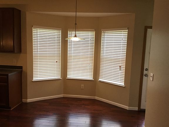 5th image of 503 Yale Cir