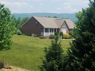 120 Jones Rd, Harriman, TN 37748