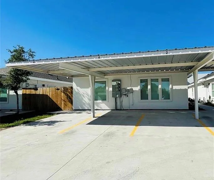 3501 Frio Ave #1 — Photo 14