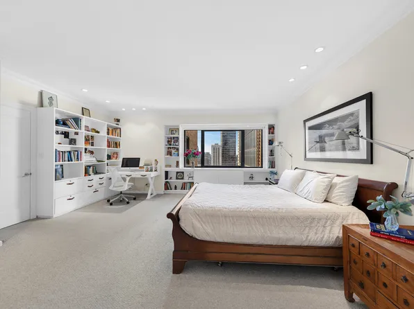 10 West 66th Street image 8 of 12