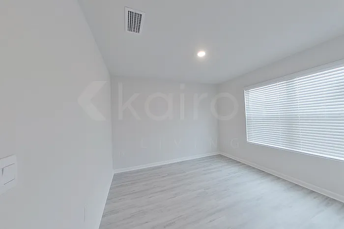285 Monarch Ln — Photo 16