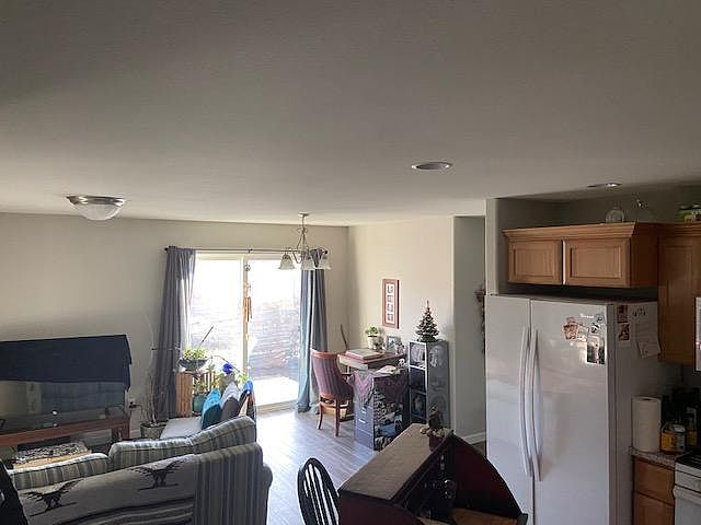 2nd image of 1520 SE Willow Dr