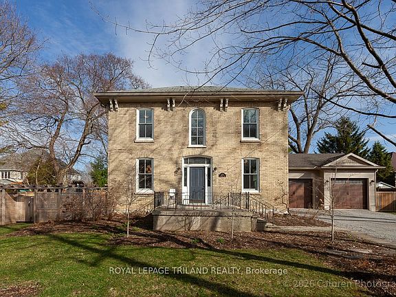3rd image of 1135 Riverside Dr