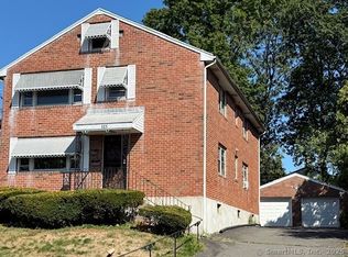 121 Pinehurst Ave, New Britain, CT 06053