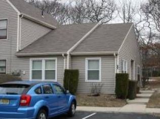 95 Scotch Pine Dr, Little Egg Harbor, NJ 08087
