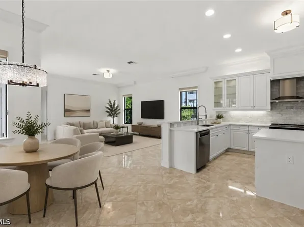 3412 Atlantic Cir, Naples, FL 34119
