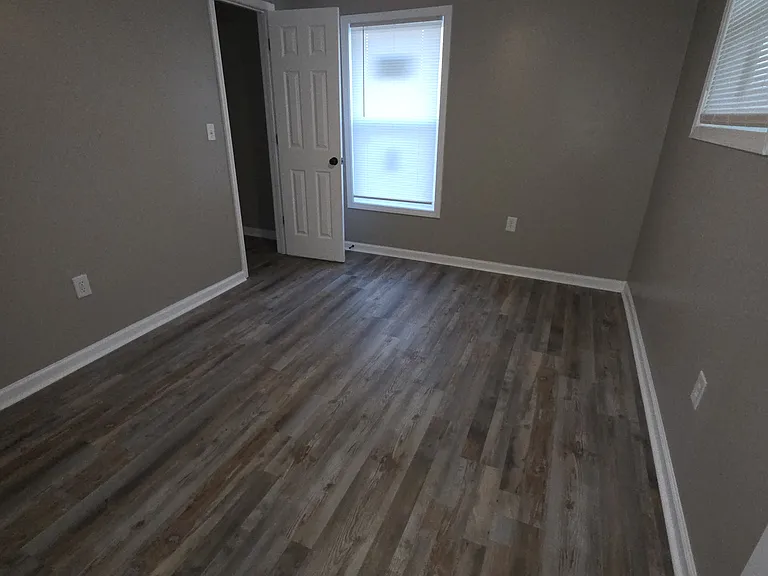 440 E Deaderick St — Photo 11