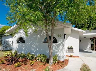 519 51st St W, Bradenton, FL 34209