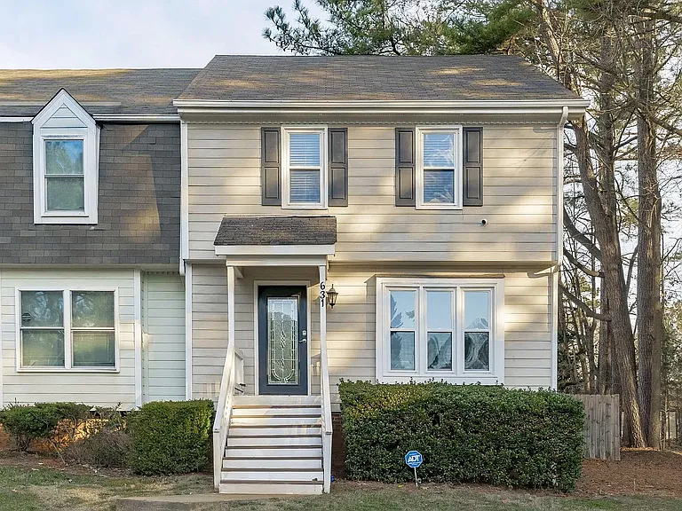 631 Bashford Rd — Photo 10