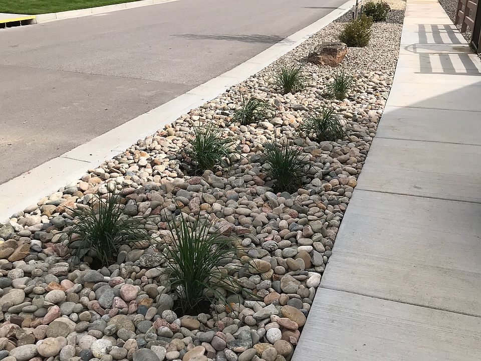 2nd image of 5491 Paddington Creek