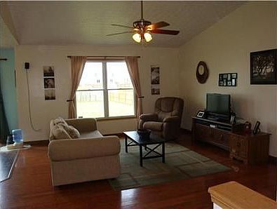 4th image of 2057 Santuomo Ave