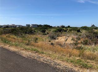 1426 N Jetty Ave, Ocean Shores, WA 98569