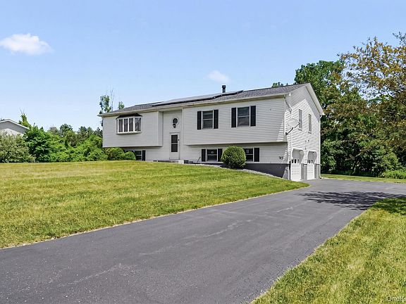 2nd image of 33 Dunn Lane