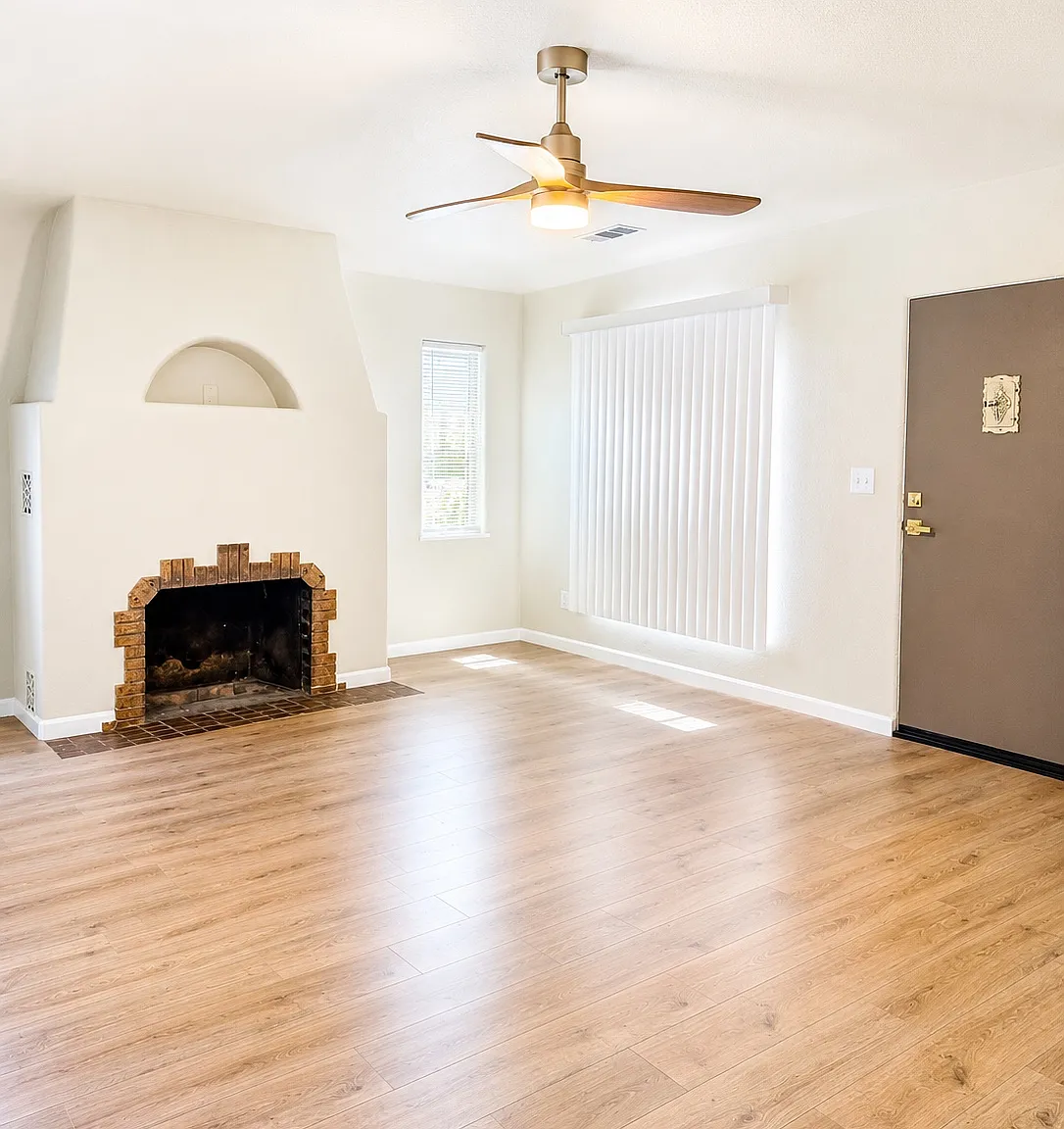 3 bed, 2600 sqft, $2,795 — Photo 2