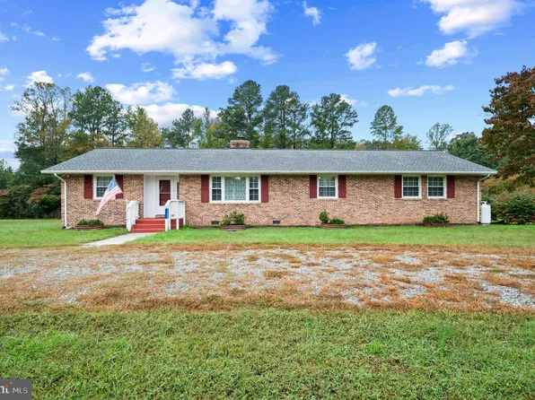17450 Mill Run Ln, Bowling Green, VA 22427