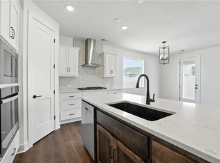 1580 N 163rd St, Basehor, KS 66007