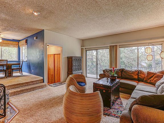 3rd image of 10477 Quail Dr
