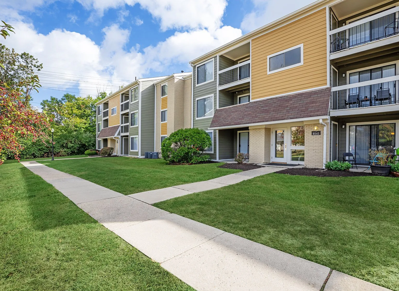 Parkside at Castleton Square Apartments and Townhomes — Photo 1