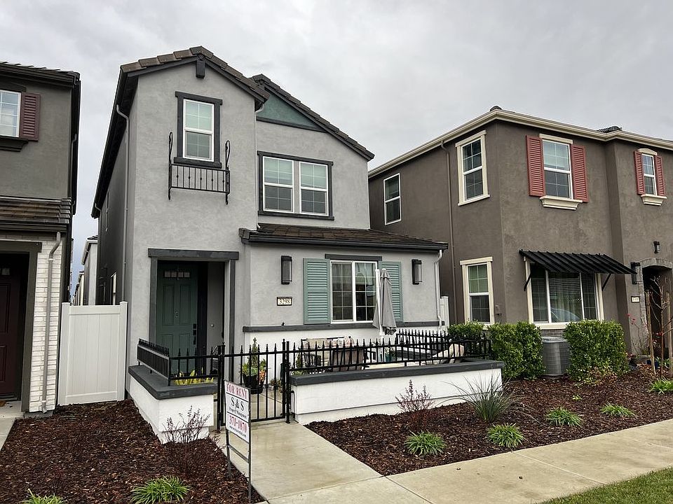 1st image of 3298 Cardinal Ct