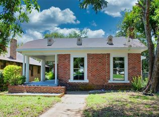 920 E Mulkey St, Fort Worth, TX 76104