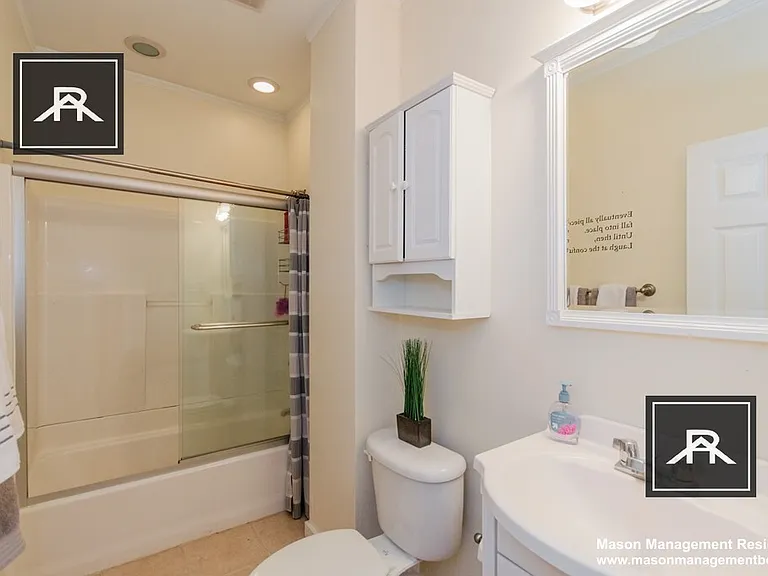 128 Minden St #3 — Photo 6
