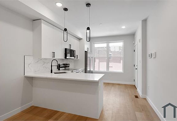 3rd image of 2247 N 8th St #1