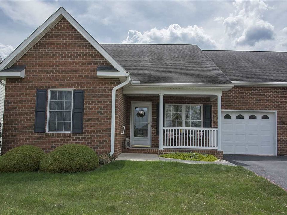 1st image of 380 Hickory Grove Cir