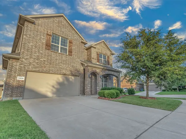 12836 Palancar Dr, Fort Worth, TX 76244