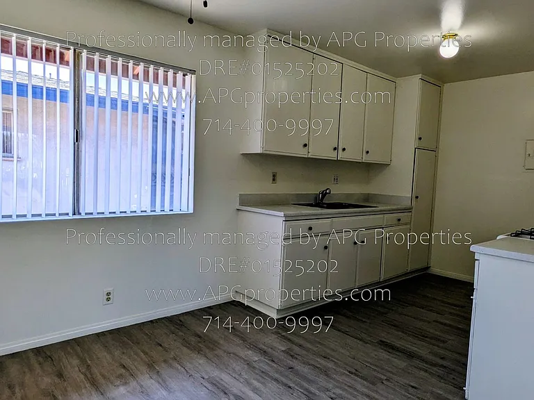 1810 W Greenleaf Ave #3 — Photo 7
