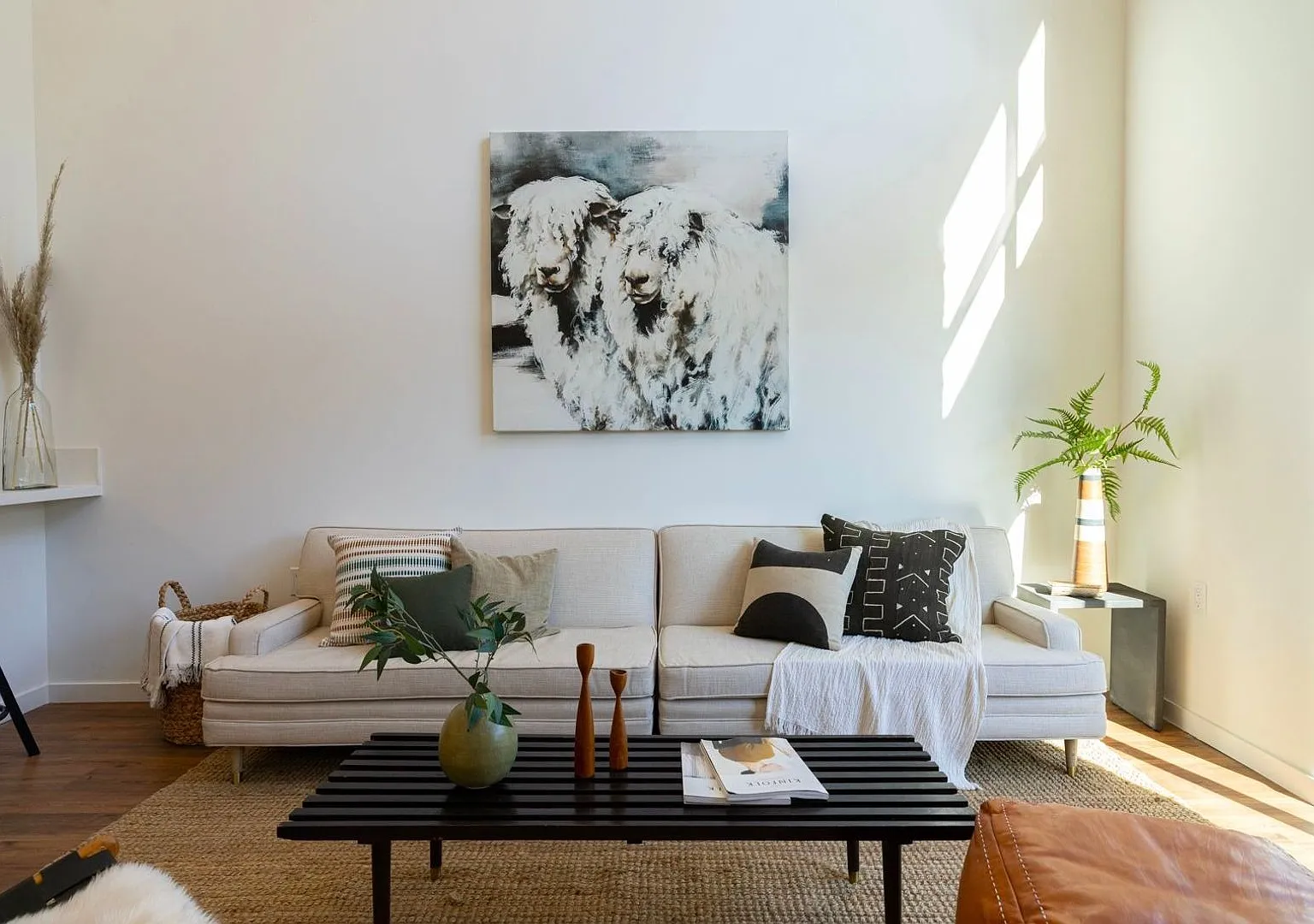 527 S Wilton Pl — Photo 4