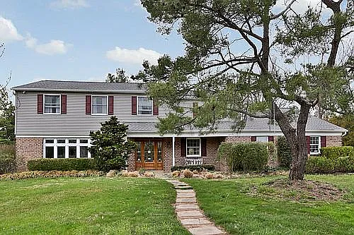 1470 Schirra Dr photo 1