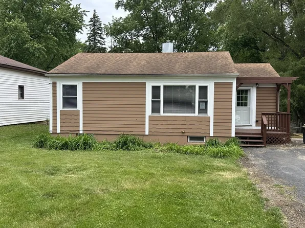 9119 Memory Trl, Wonder Lake, IL 60097