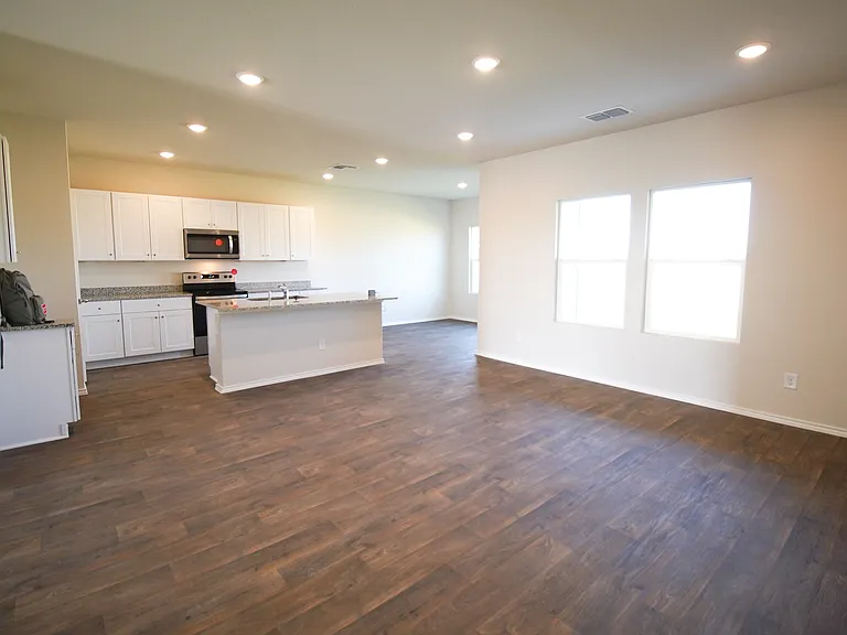 472 Desert Willow — Photo 9