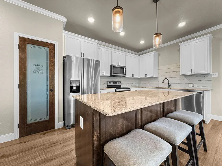 1606 Black Kettle Trl — Photo 5