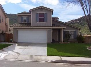 16301 Windcrest Dr, Fontana, CA 92337