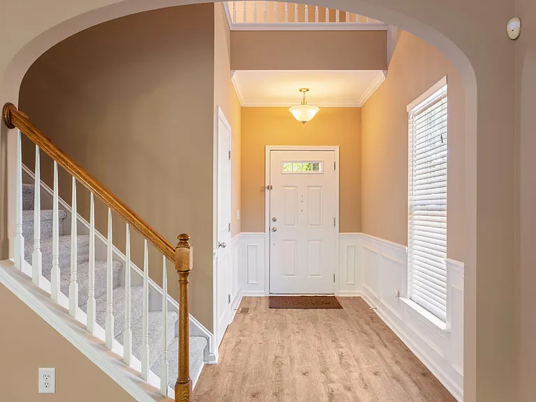 3001 Prospect Pkwy — Photo 5