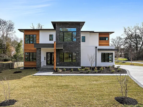 Buchannan Plan, McLean Custom Homes