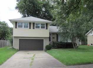 621 N Jay St, Griffith, IN 46319