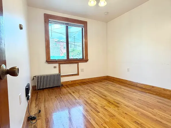 163 Jackson St #O, Brooklyn, NY 11211