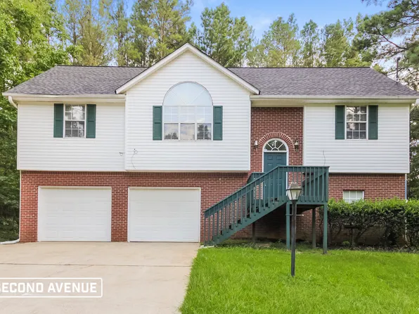 430 Eagles Nest Cir, Carrollton, GA 30116