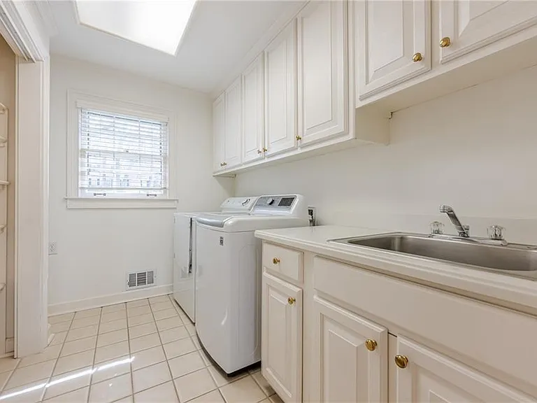5274 Wyntercreek Way — Photo 33